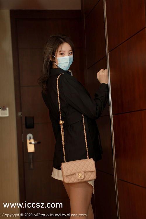 白太阳无删减在线观看,无删减版深度揭秘，在线观看全视角呈现